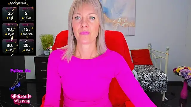 Snapshot of Anita_Tayson chatting on November 17, 2025, 7:01 am Anita Tayson online show from November 17, 2025, 7:01 am