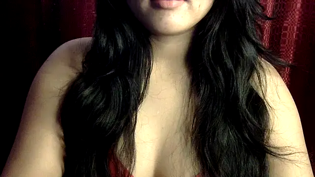 Snapshot of charming_karishma chatting on September 14, 2025, 5:30 am charming karishma online show from September 14, 2025, 5:30 am
