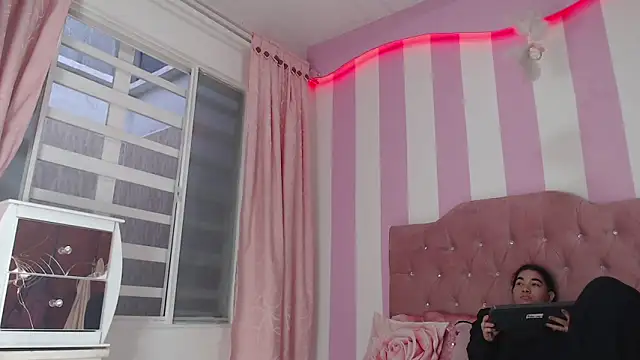 Snapshot of zaleya_mateus chatting on June 17, 2026, 10:58 am zaleya mateus online show from June 17, 2026, 10:58 am