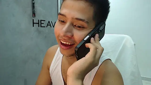 Snapshot of harold_18_ chatting on February 10, 2026, 5:45 pm harold 18 online show from February 10, 2026, 5:45 pm