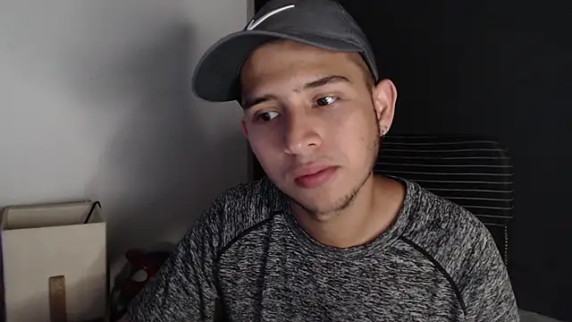 Snapshot of harold_18_ chatting on April 7, 2026, 5:48 pm harold 18 online show from April 7, 2026, 5:48 pm