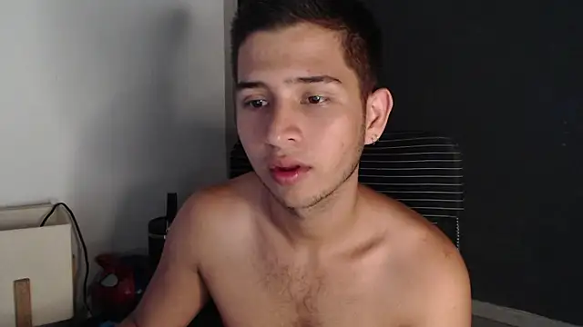 Snapshot of harold_18_ chatting on April 1, 2026, 6:16 pm harold 18 online show from April 1, 2026, 6:16 pm