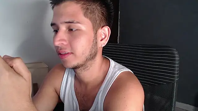 Snapshot of harold_18_ chatting on March 12, 2026, 6:23 pm harold 18 online show from March 12, 2026, 6:23 pm