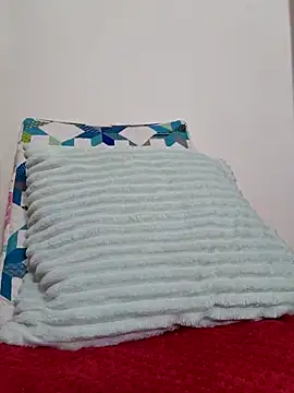 Iris love18 online show from February 10, 2026, 2:32 am