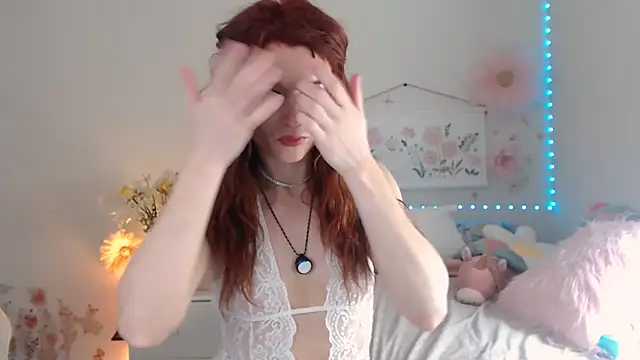 Snapshot of Poisson_Eva chatting on May 1, 2026, 10:48 pm Poisson Eva online show from May 1, 2026, 10:48 pm