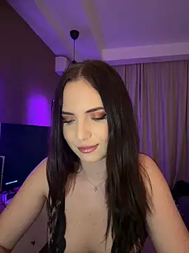 Snapshot of AvaGianna chatting on January 23, 2025, 10:11 pm AvaGianna online show from January 23, 2025, 10:11 pm