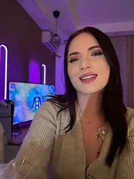 Snapshot of AvaGianna chatting on February 5, 2025, 8:46 pm AvaGianna online show from February 5, 2025, 8:46 pm