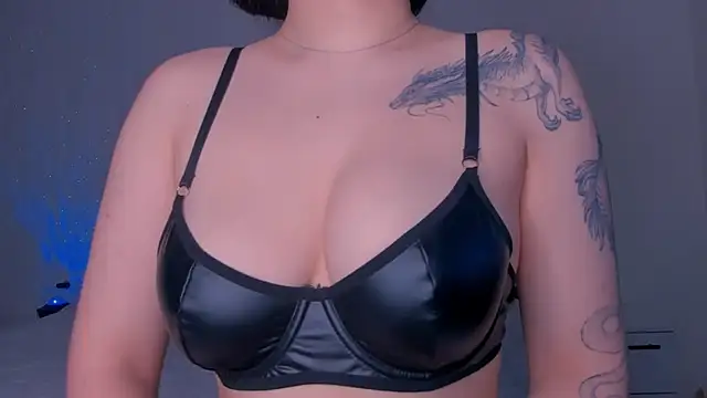 MeowRinnie online show from October 5, 2025, 10:17 am