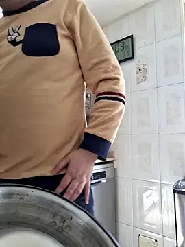 Javier bear online show from March 20, 2026, 10:05 am