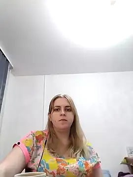 Lady nice cat online show from March 1, 2025, 1:18 pm