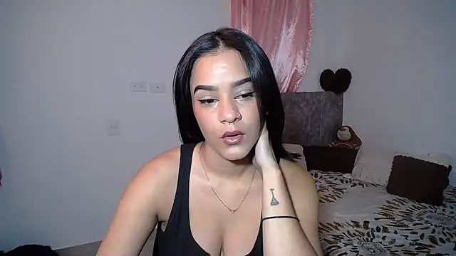 JossieGrey online show from June 27, 2026, 11:05 am