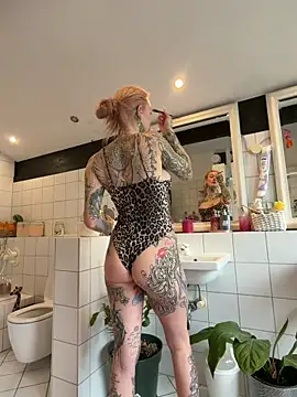 Snapshot of Stella-Kink chatting on February 21, 2026, 11:12 am Stella-Kink online show from February 21, 2026, 11:12 am