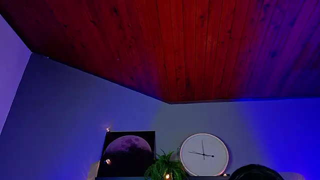 Snapshot of nahomi_campbell chatting on November 4, 2025, 7:39 pm nahomi campbell online show from November 4, 2025, 7:39 pm