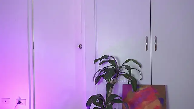 roselinedior online show from September 29, 2025, 2:01 pm