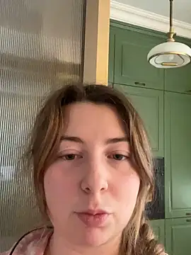 curvyflawless online show from November 16, 2025, 10:42 am