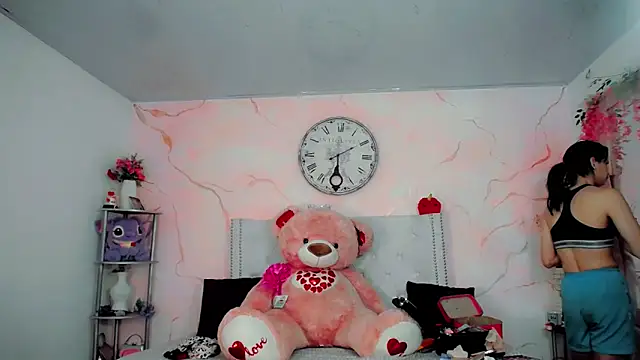 maria camilacms online show from March 23, 2026, 6:08 pm