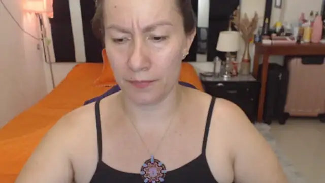 CATRINA-83 online show from November 7, 2025, 9:41 pm