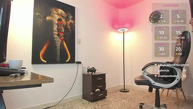 Nicolas Fellener online show from October 8, 2025, 3:52 am