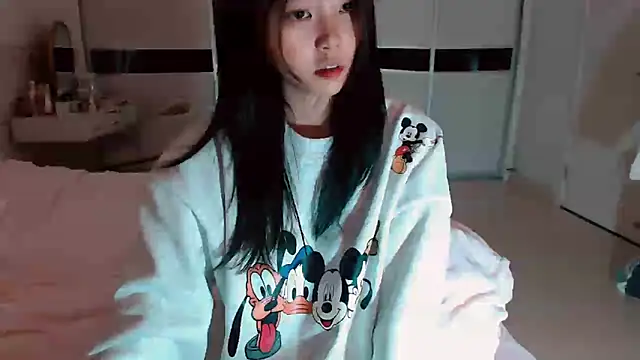 -Lucky Girl online show from February 8, 2026, 2:31 am