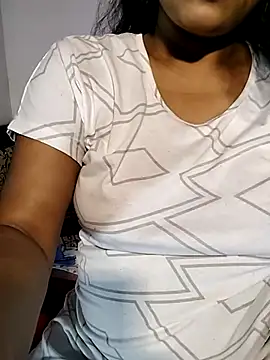 Snapshot of Quite_Malsha chatting on March 11, 2025, 5:35 am Quite Malsha online show from March 11, 2025, 5:35 am