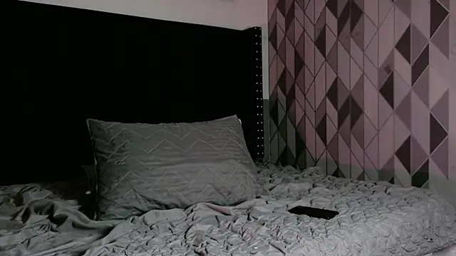 Snapshot of shybutdirtygirrll chatting on October 22, 2025, 7:13 pm shybutdirtygirrll online show from October 22, 2025, 7:13 pm