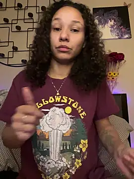  Neeka  online show from January 26, 2025, 12:54 pm