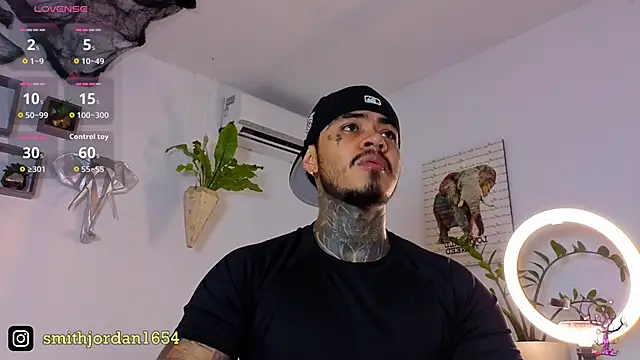 JordanSmiith  online show from October 17, 2025, 8:21 pm