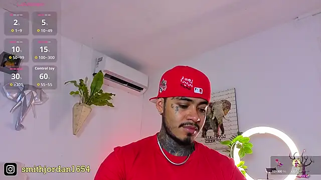 JordanSmiith  online show from October 9, 2025, 9:26 pm