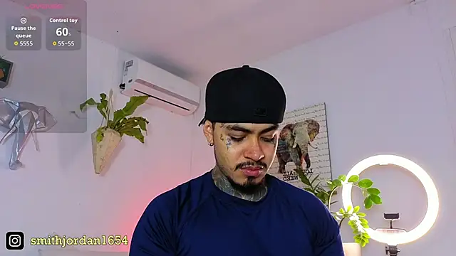 JordanSmiith  online show from November 13, 2025, 9:30 pm