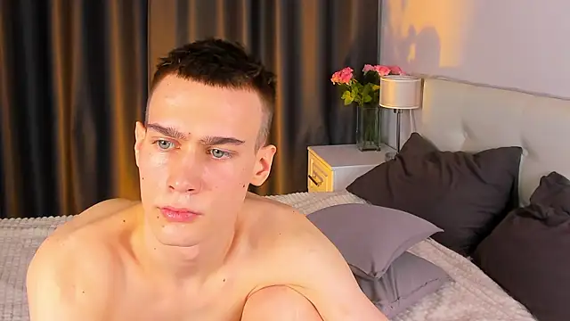 Snapshot of Kevin_Kesi chatting on February 2, 2025, 9:18 am Kevin Kesi online show from February 2, 2025, 9:18 am