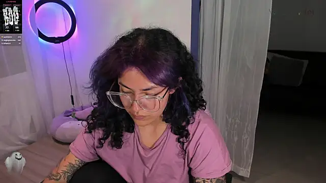 witchviolet online show from January 24, 2025, 12:52 am
