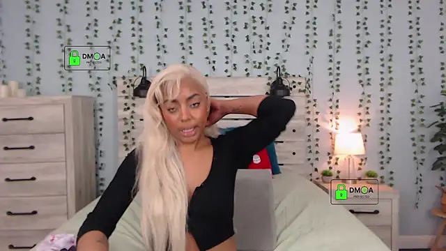 RobynKnight online show from January 13, 2026, 2:15 am