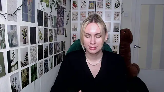 CapriScorpion online show from January 18, 2026, 4:43 pm