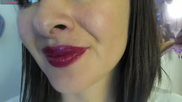 Snapshot of queen_fetish chatting on June 12, 2026, 10:40 pm queen fetish online show from June 12, 2026, 10:40 pm