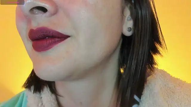 Snapshot of queen_fetish chatting on November 22, 2025, 10:36 am queen fetish online show from November 22, 2025, 10:36 am