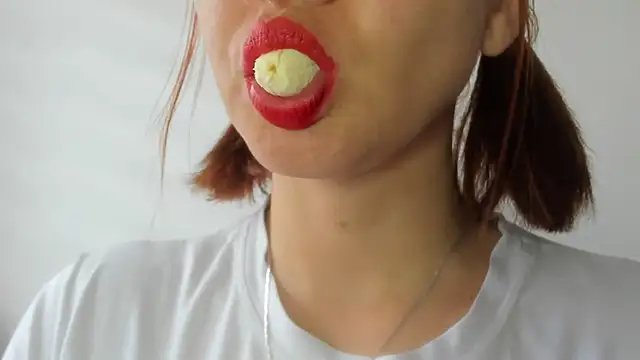 queen fetish online show from February 25, 2026, 4:07 pm