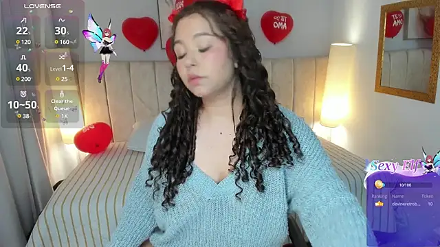 Atenea cuteee online show from February 15, 2025, 2:26 am