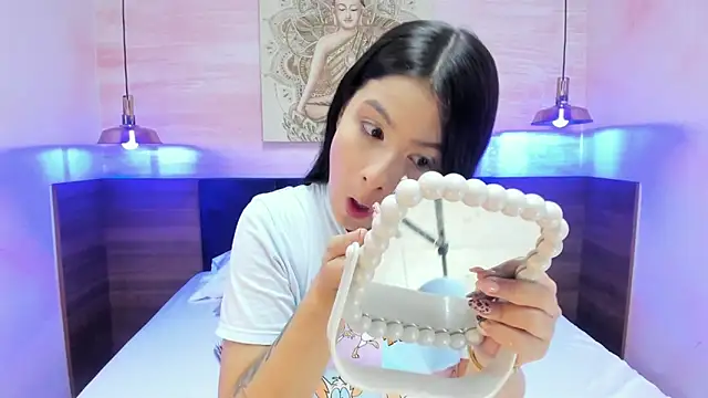 AnneDixie online show from December 21, 2025, 3:08 am