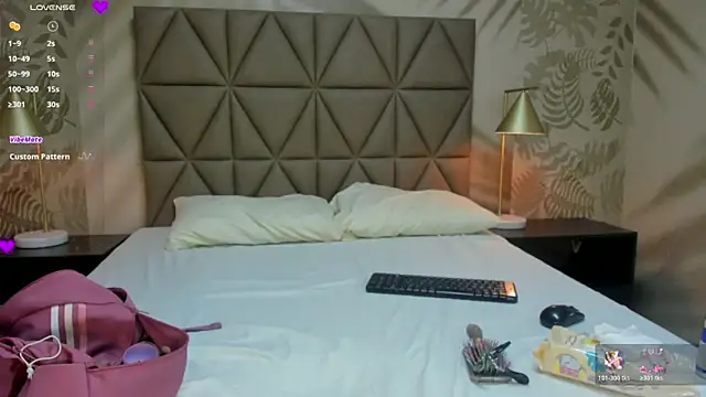 AnneDixie online show from March 29, 2026, 3:08 am