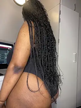 Snapshot of Bustygoddess32 chatting on February 6, 2026, 10:50 pm Bustygoddess32 online show from February 6, 2026, 10:50 pm