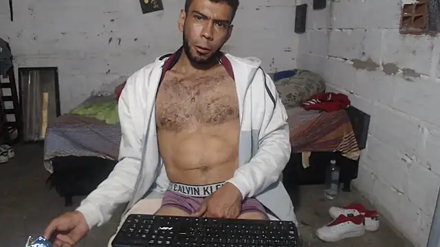 erik alexander online show from October 26, 2025, 4:46 am