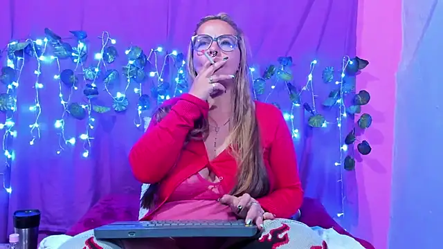 hazel 34 online show from March 15, 2025, 8:26 am