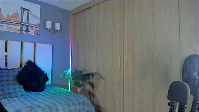 Snapshot of Bambi_gurl chatting on November 25, 2025, 12:22 am Bambi gurl online show from November 25, 2025, 12:22 am