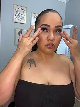 DestineeJayde online show from October 14, 2025, 4:13 am