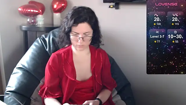 Snapshot of vaders_daughter chatting on February 12, 2025, 1:59 pm vaders daughter online show from February 12, 2025, 1:59 pm