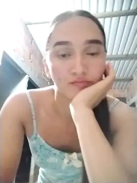 scarleet 17 online show from March 18, 2025, 4:40 am