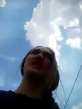 scarleet 17 online show from February 17, 2025, 5:44 pm