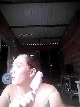 scarleet 17 online show from March 18, 2025, 8:48 pm