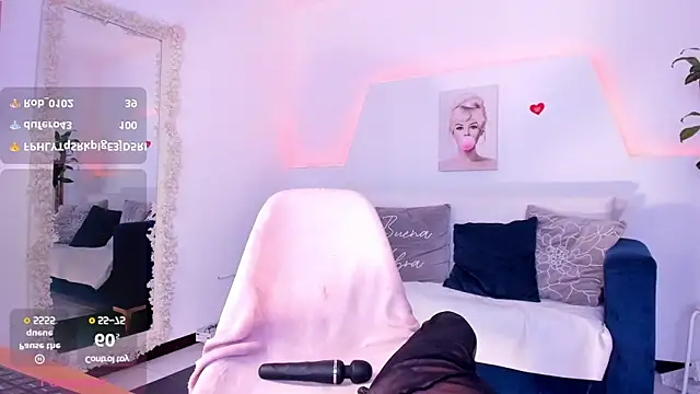 Kim ev online show from March 11, 2025, 8:19 am