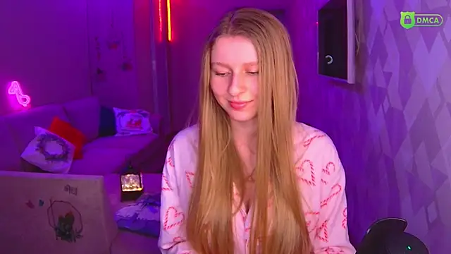 AmaliaQueen online show from December 29, 2024, 2:00 pm